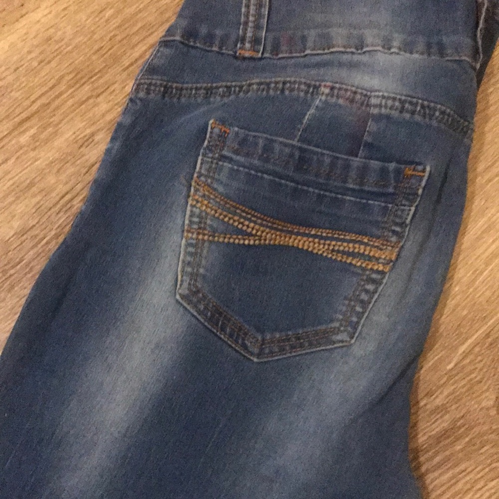 Jeans - Picture 2 of 4